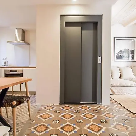 Velo Vern 2- Luxury In The Old Town