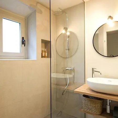 Velo Vern 2- Luxury In The Old Town Lejlighed *