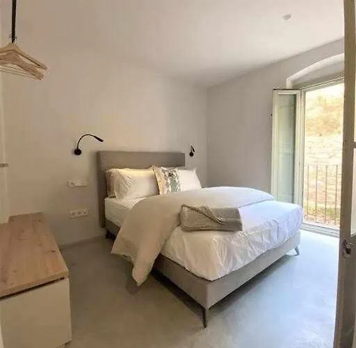 Velo Vern 2- Luxury In The Old Town *